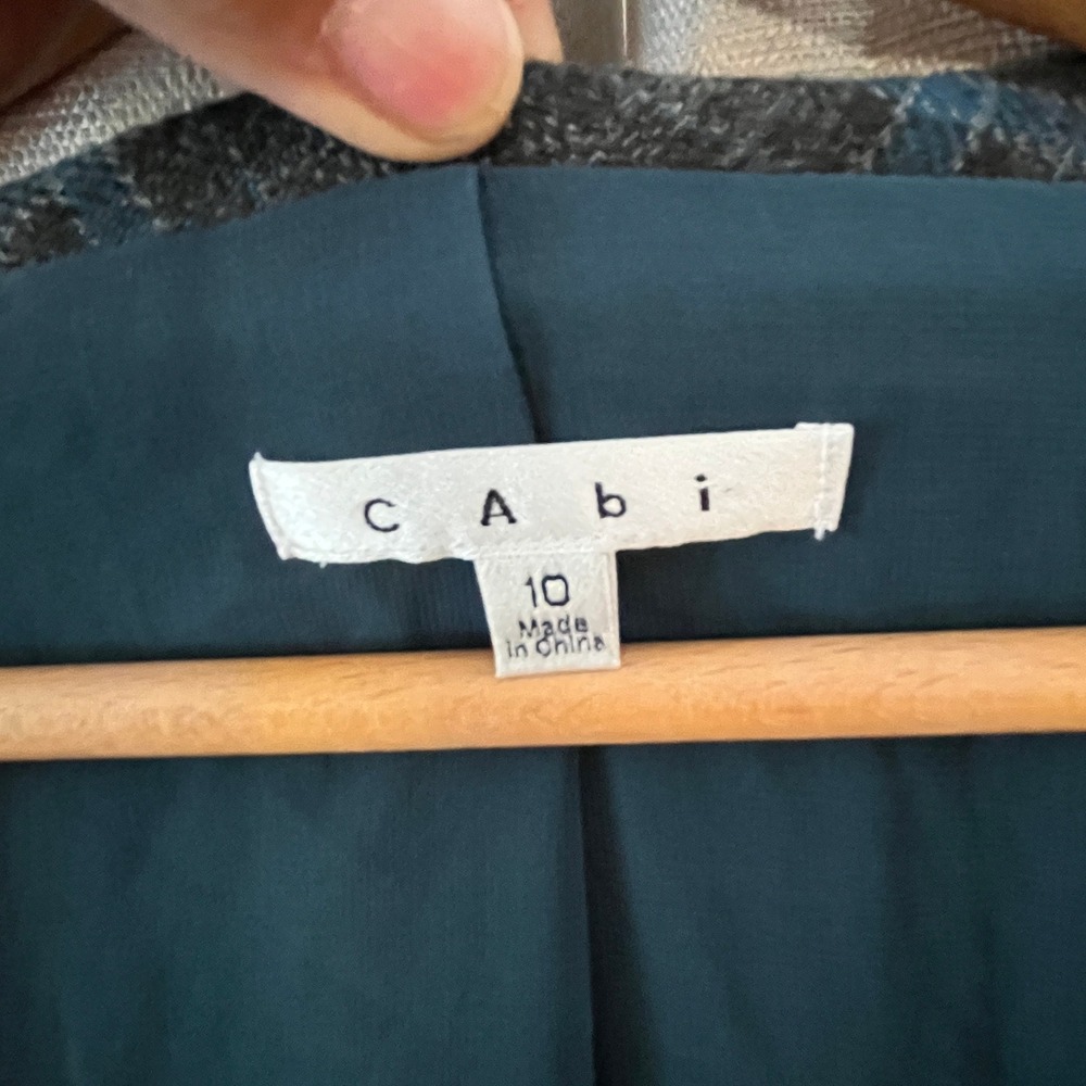 Cabi Court Plaid Blazer Women 10 Grey Blue Tartan 916 Shawl Collar Dark Academia - Picture 5 of 12